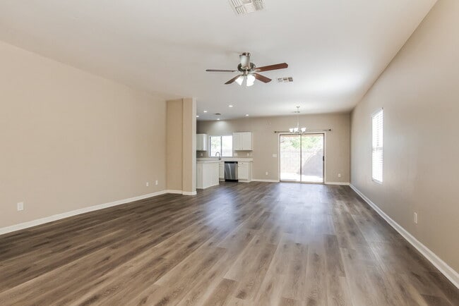 Photo - 1607 S 79th Ln