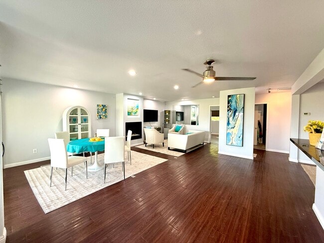 Photo - RIMCREST - Rare opportunity 2BR/2BA - Long Term - Furnished