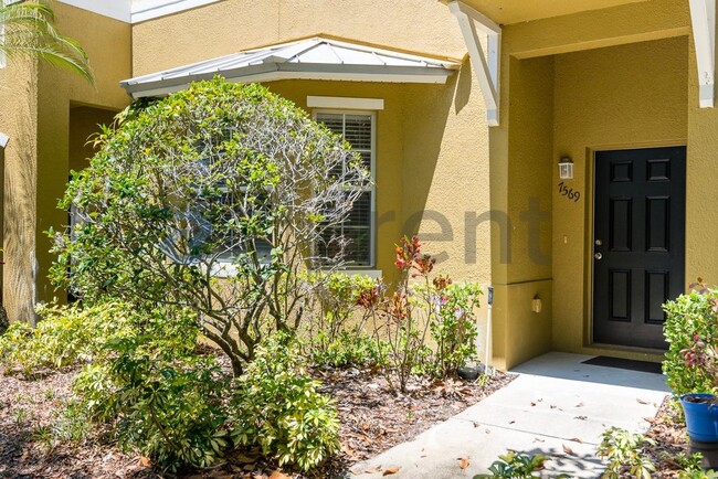 Photo - 7569 Tamarind Ave