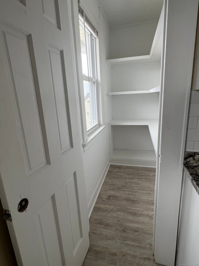 Photo - 389 Hawley Ave