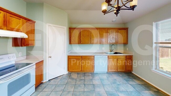 Photo - 114 Rio Grande Dr