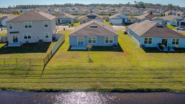 Photo - MOVE-IN READY 3/2 IN ENTRADA!