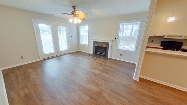 Photo - 300 Waterdown Dr