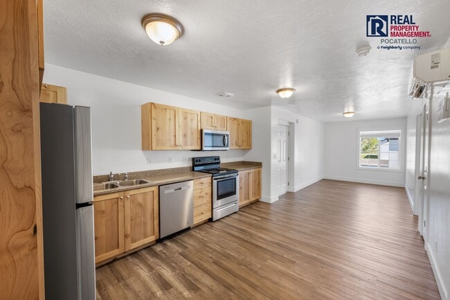 Photo - 251 W Linden Ave Unit #201