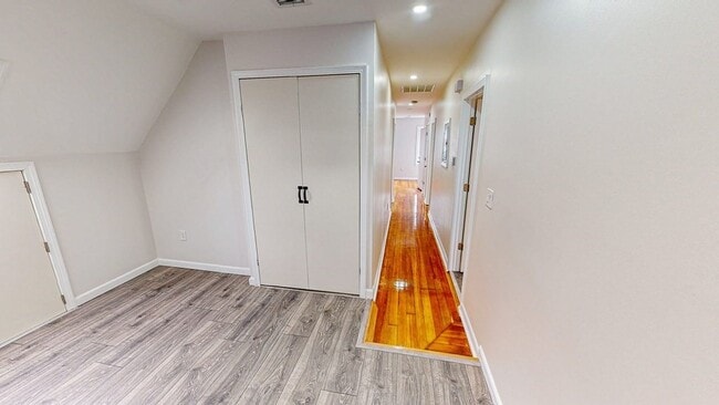 Photo - 109 Deering Rd Unidad #3