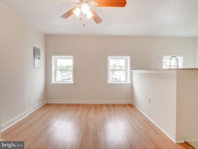 Photo - Beautiful and spacious 1 bedroom in a great Manayunk location Unit 3F