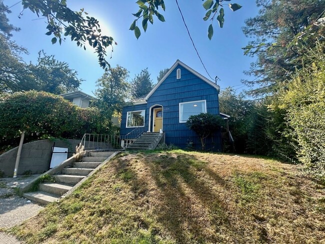 Rainier Beach Home - Rainier Beach Home