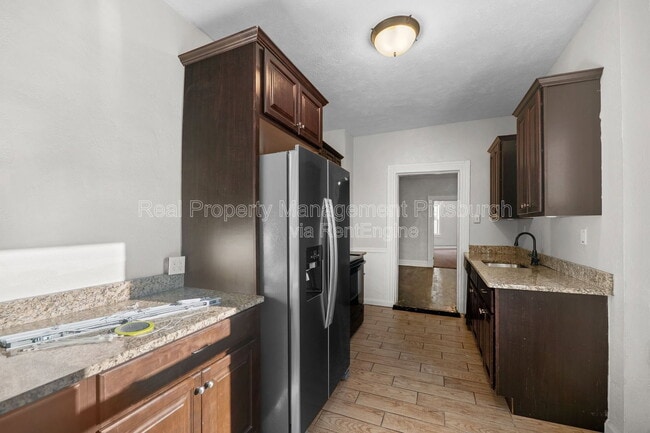 Photo - 3053 Brereton St Unit 2