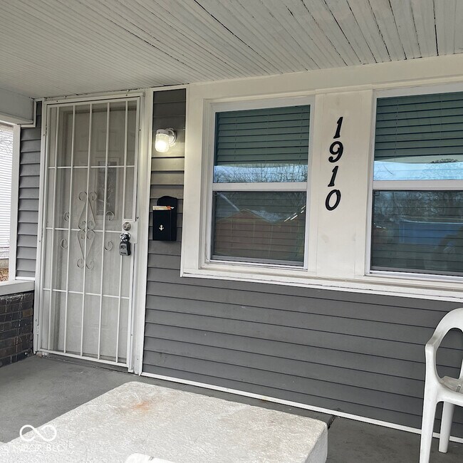 Photo - 1910 Southeastern Ave