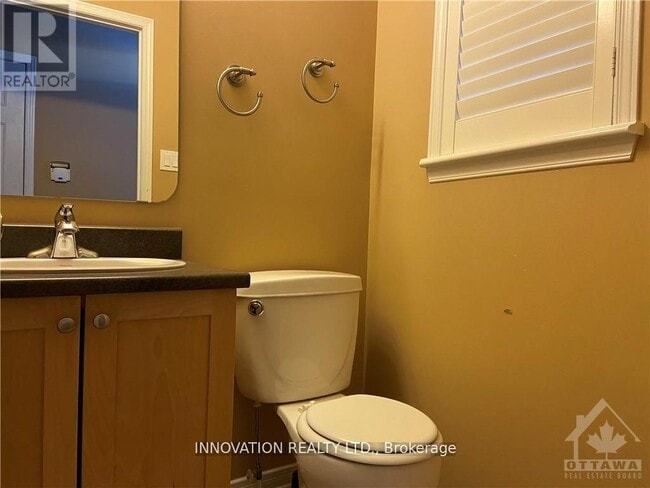 Photo - 288 Goldridge Dr