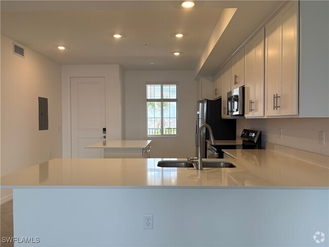 Building Photo - 5555 Double Eagle Cir Unit 3934 Rental