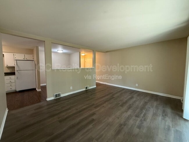 Photo - 11 Simpson St Unit F