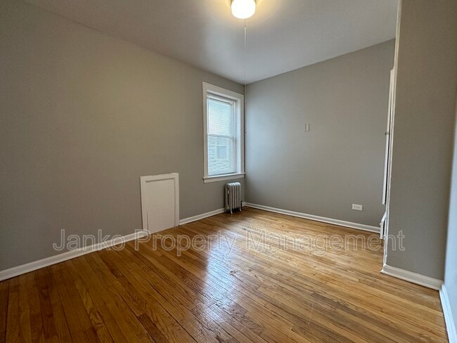 Photo - 5911 W Huron St Unit 1