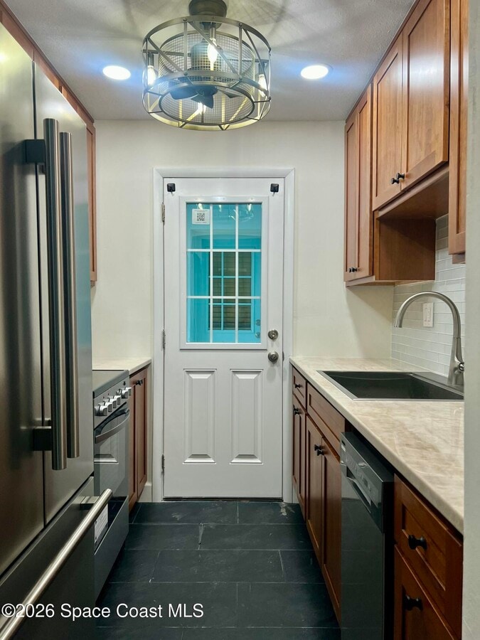 Photo - 351 Taylor Ave Unit E4