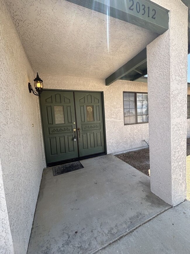 Photo - Beautiful House Available Now!!!