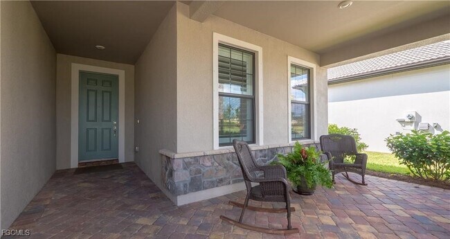 Photo - 12208 Sussex St