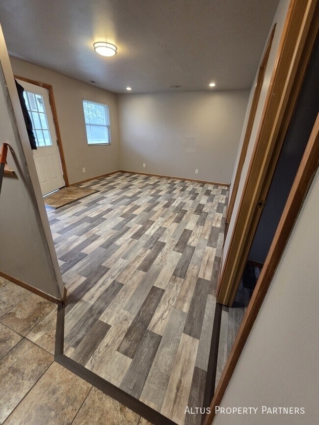 Photo - 926 Greenwood Ave Unit 2