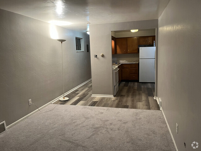 Building Photo - 1146 Dohrman St Rental
