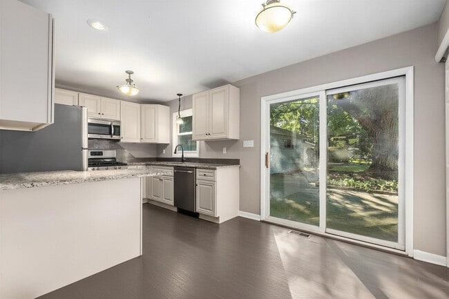 Photo - 16340 S McGrath Dr