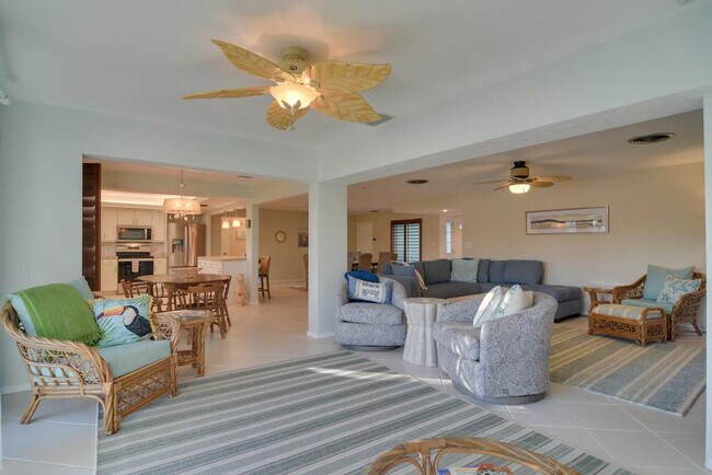 Photo - 301 N Tessier Dr Unit ID1385713P