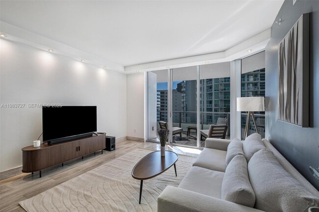 Photo - 1300 Brickell Bay Dr Unit 1102