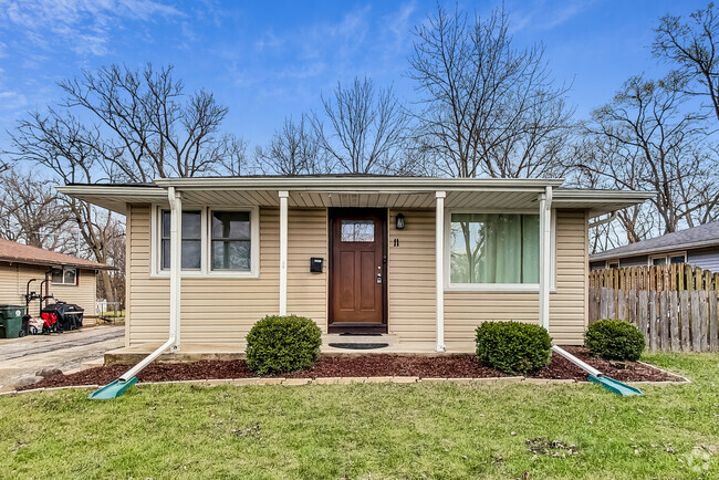 Building Photo - 11 Stone Ave Rental