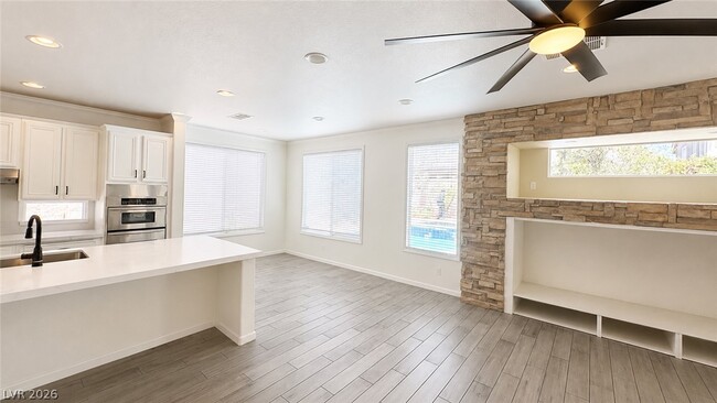 Photo - 10372 Walking View Ct