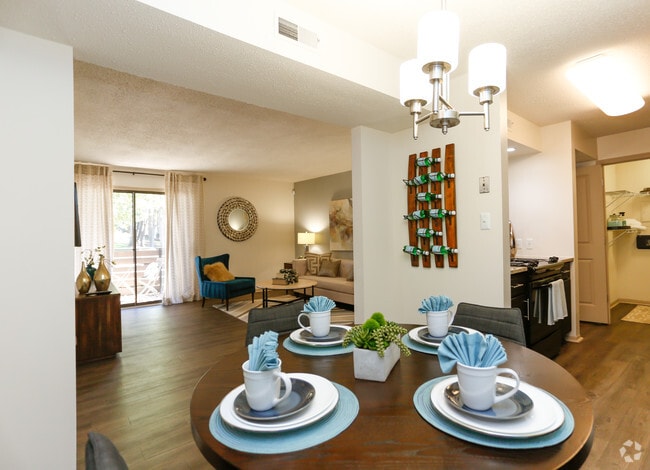 2BR, 2BA