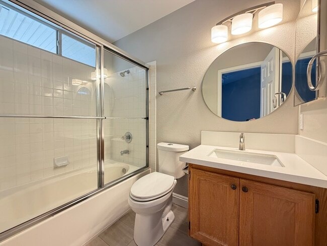 Photo - Carry Over Showing: This property has been shown before and will be rented to the first most qual...