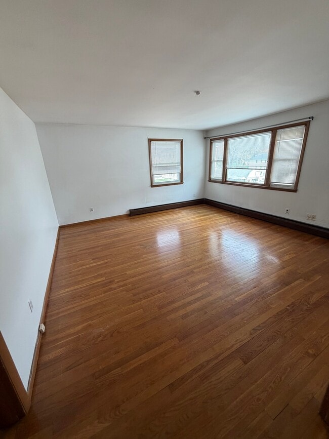 Photo - 100 Pilgrim Ave Unidad 2