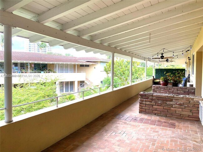 30 Park Dr Unit 16