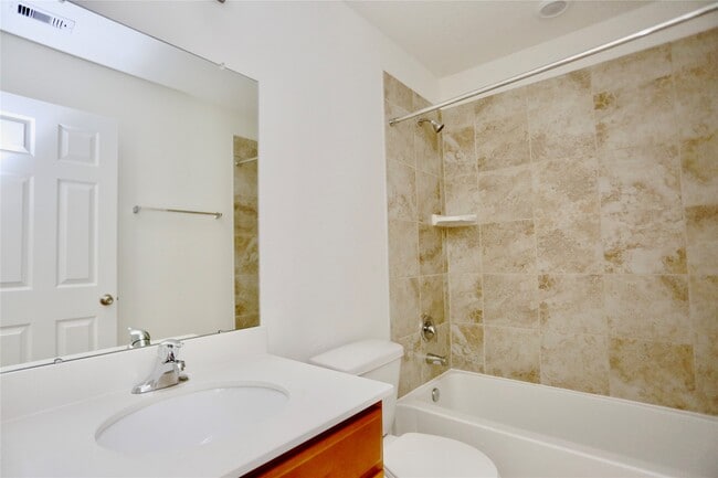 Photo - 2507 Winding Hawthorn Ct.