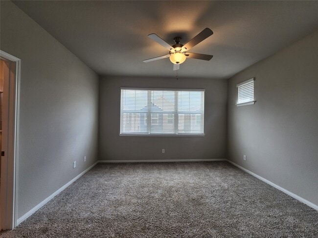 Photo - 1513 Lakeline Oak Dr