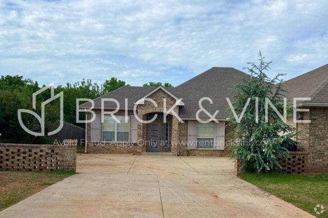 Building Photo - 6609 Westlake Blvd Rental