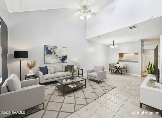 Photo - 202 Belfast St