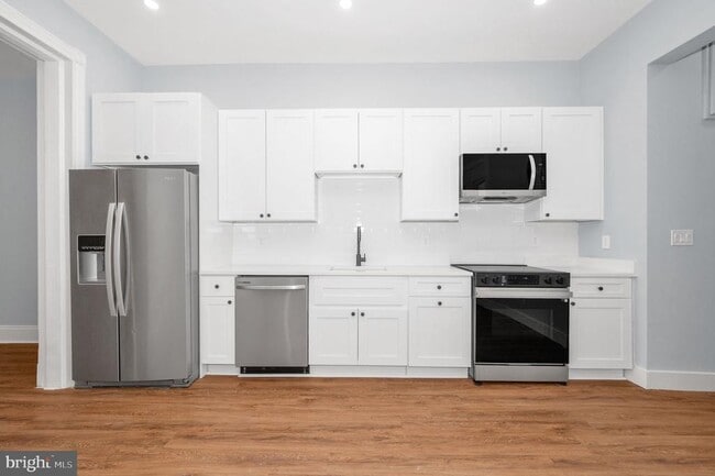 Photo - 230 S Market St