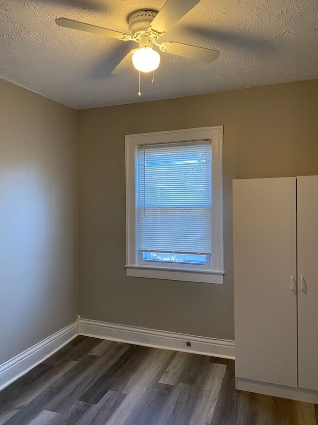 Photo - 486 Price Rd