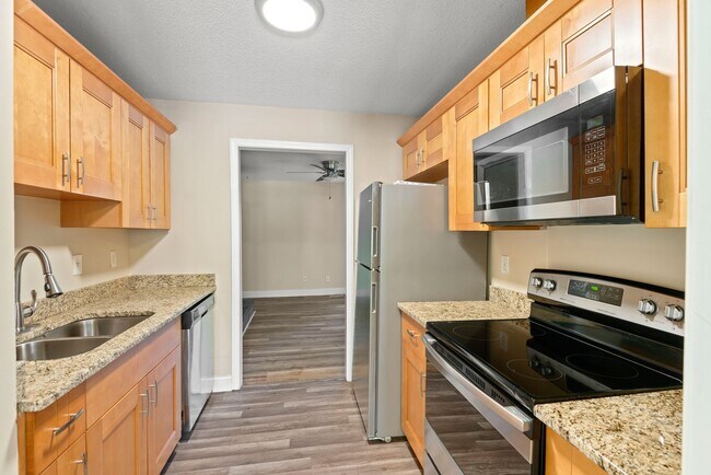 Photo - Lovely 2 Bedroom End Unit Townhome in NE R...