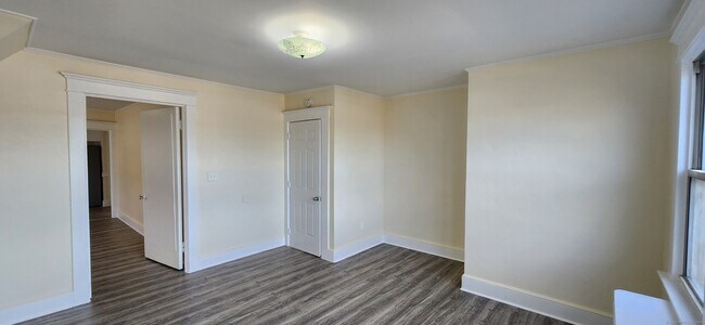 Photo - 120 Elm St Unit 3rd fl.