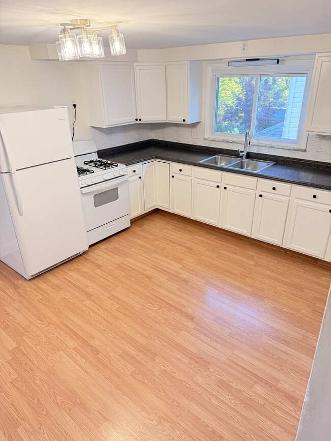 Photo - 311 Chestnut St Unit Apartment for Rent