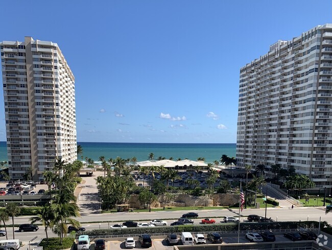 Building Photo - 1965 S Ocean Dr Unit 7F Rental