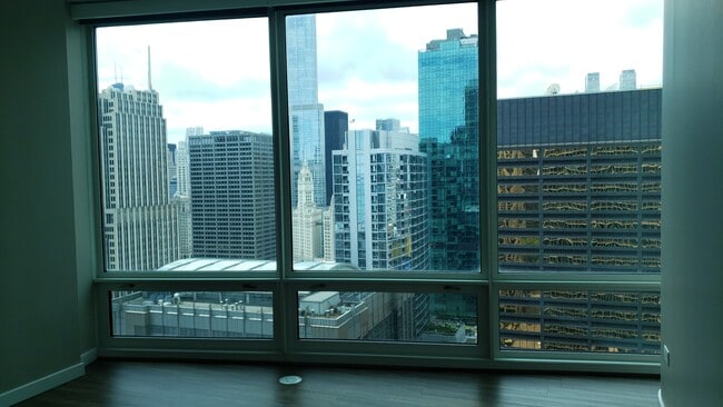 Photo - 535 N McClurg Ct Unit 2