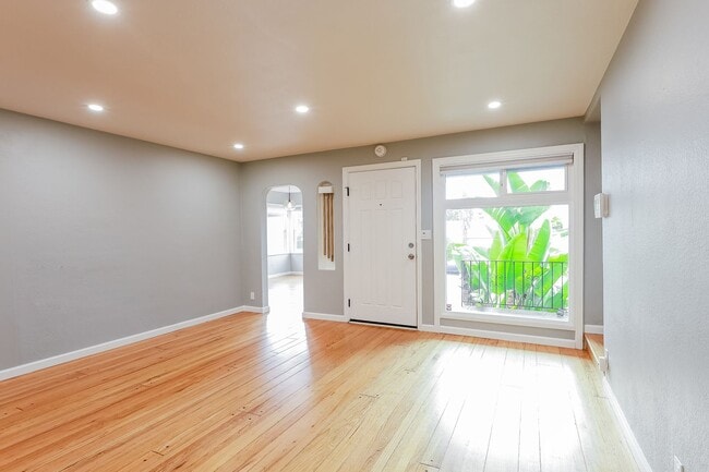 Photo - Beautiful 3 Bedroom Home In Millsmont!