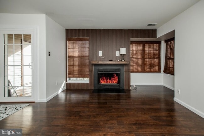 Photo - 297 Andover Pl Unit 297