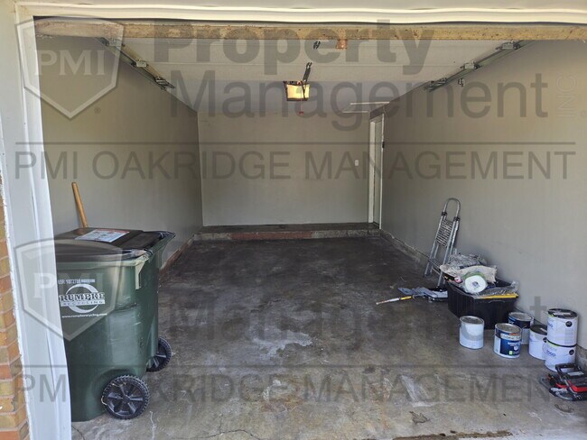 3 Bedroom Single Level Duplex with Garage