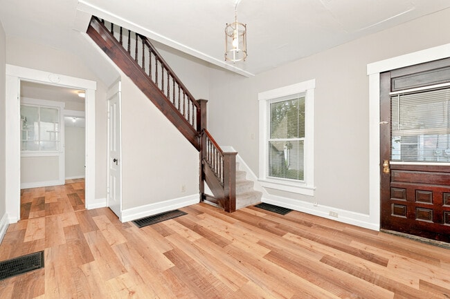 Photo - 710-712-712 S Mulberry St