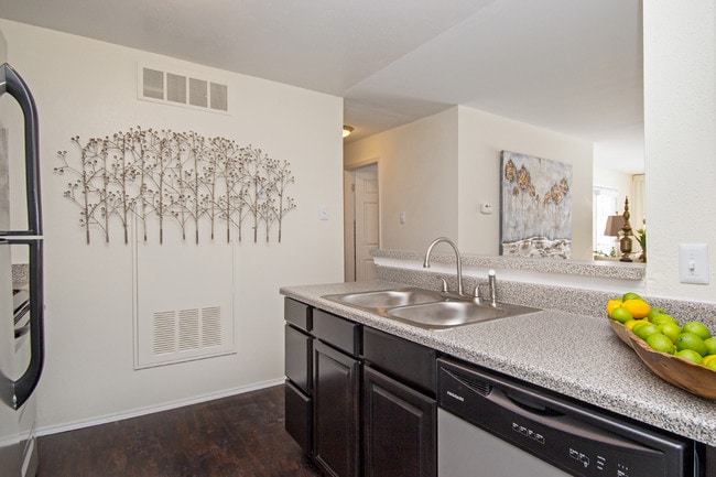 Dover Farms Apartments
