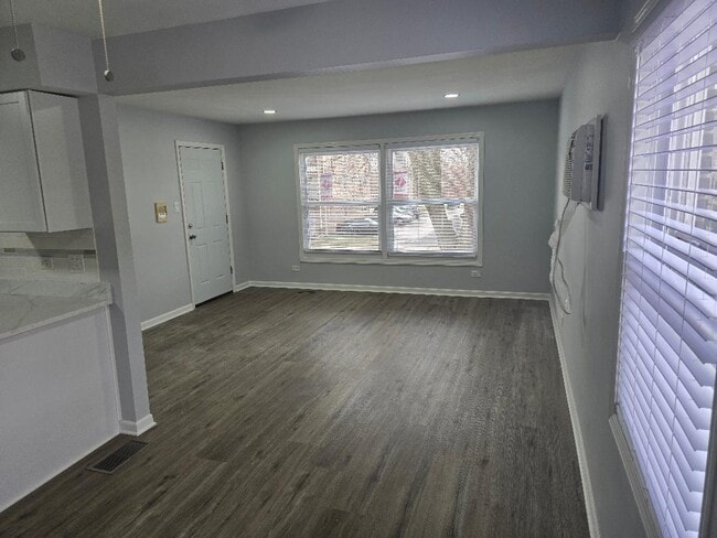 Photo - 15041 Dobson Ave Unit 2S