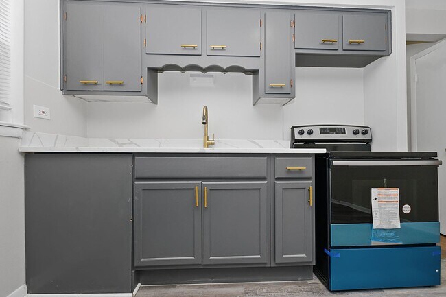 Photo - 2830-42 W 87th St LLC