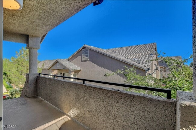 Photo - 2052 Jade Creek St Unidad 203